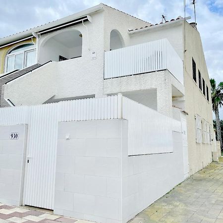 Casa Con Jardin Y Terraza 3 Dormitorios Los Alcazares Luaran gambar